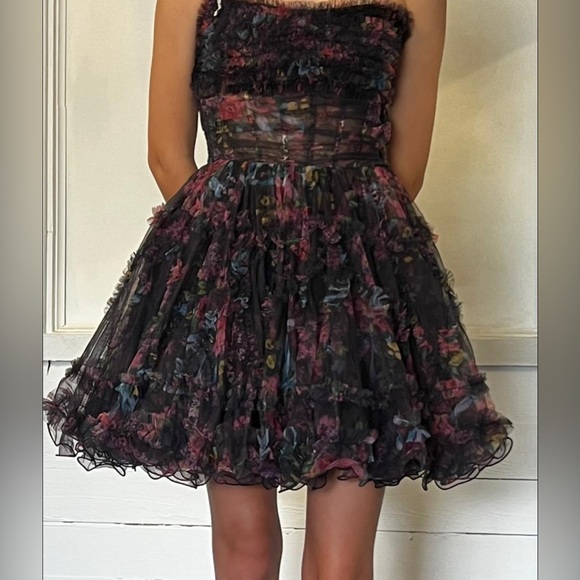 Sherri Hill HoCo Cocktail black floral size 2 NWT with removable puff sleeves - Picture 4 of 4